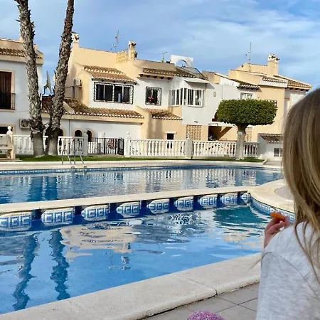 Апартаменты Great Relax By The Pool